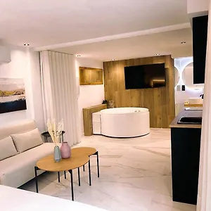 Boutique Vv Con Jacuzzi Appartamento